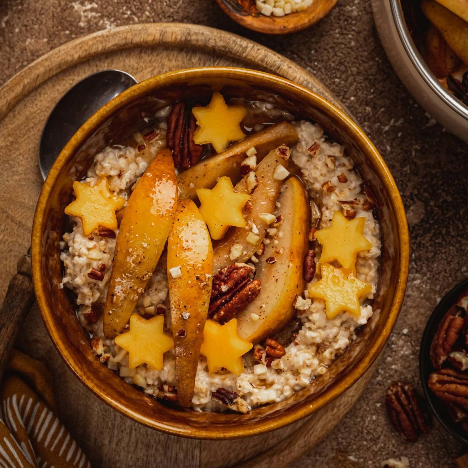  Bokhvetegrøt med krydder og frukt