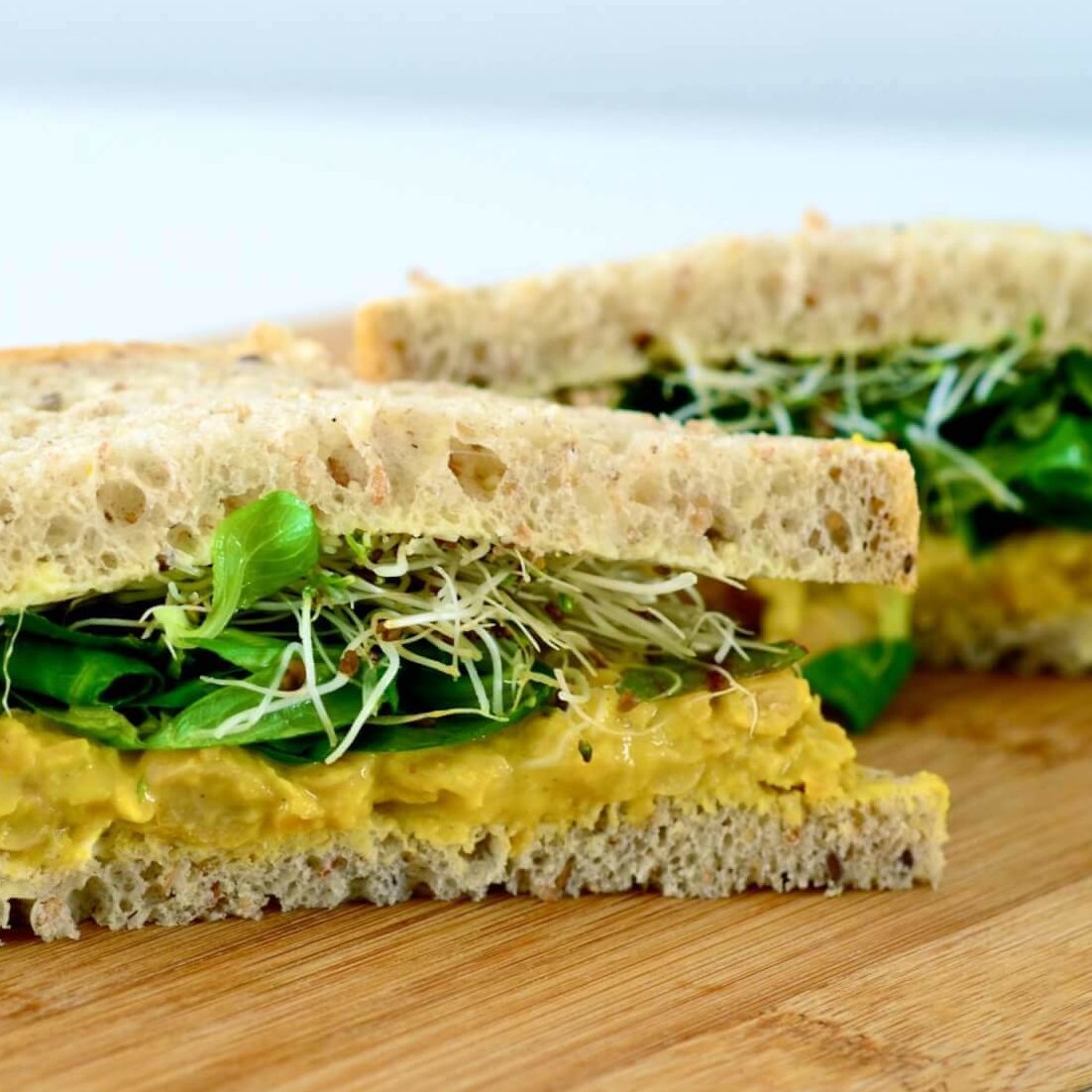  Smørbrød med karrifyll av linser og kikerter