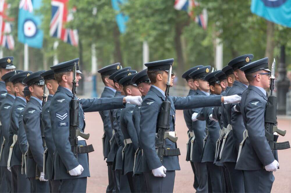 Soldater fra Storbritannias luftforsvar, Royal Air Force (RAF).